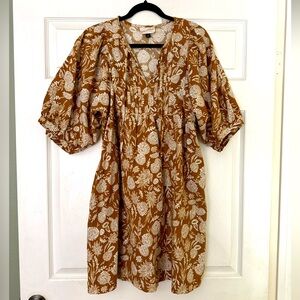 Universal Threads Floral Dress